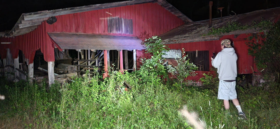 FRONTIER TOWN – Fading Myths in the Catskills