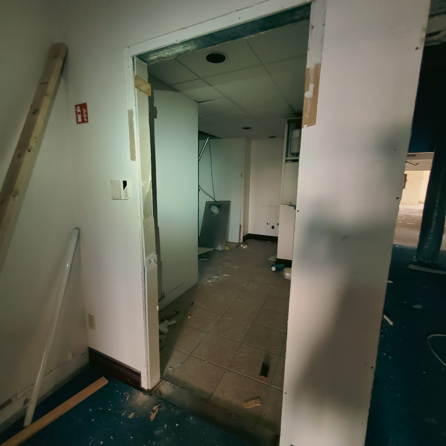 A. C. Leslie & Cie Limitée