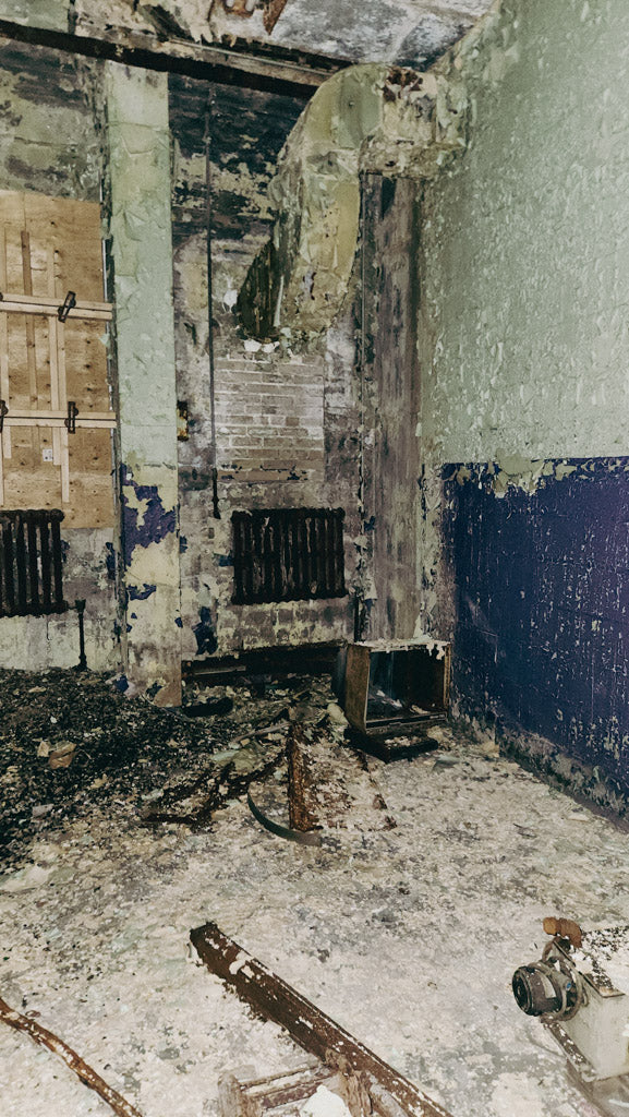 Glass recycling plant